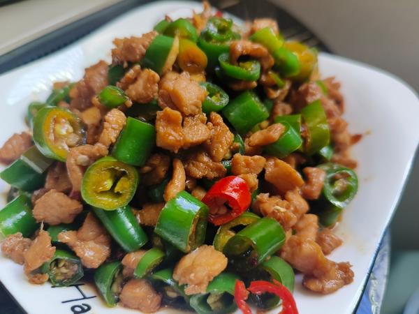 【线椒炒肉图片】芝世ss_下厨房
