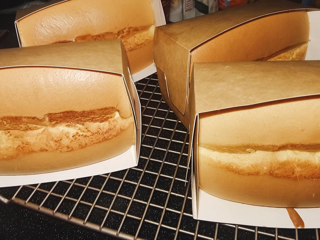 🔥爆蛋糕店的【金枕蛋糕】✔️轻松在家自制