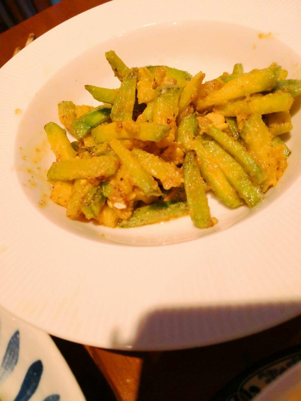 咸香软糯的快手菜--咸蛋黄焗南瓜