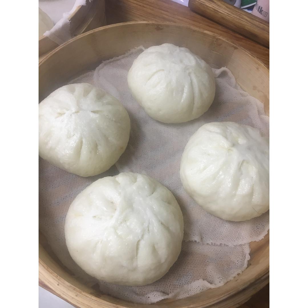 酱肉冬瓜包子