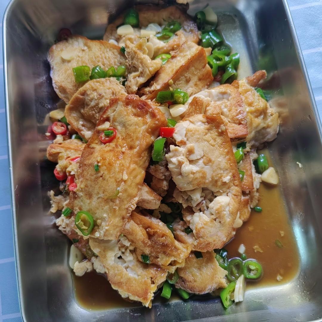 今日菜谱：香煎老豆腐