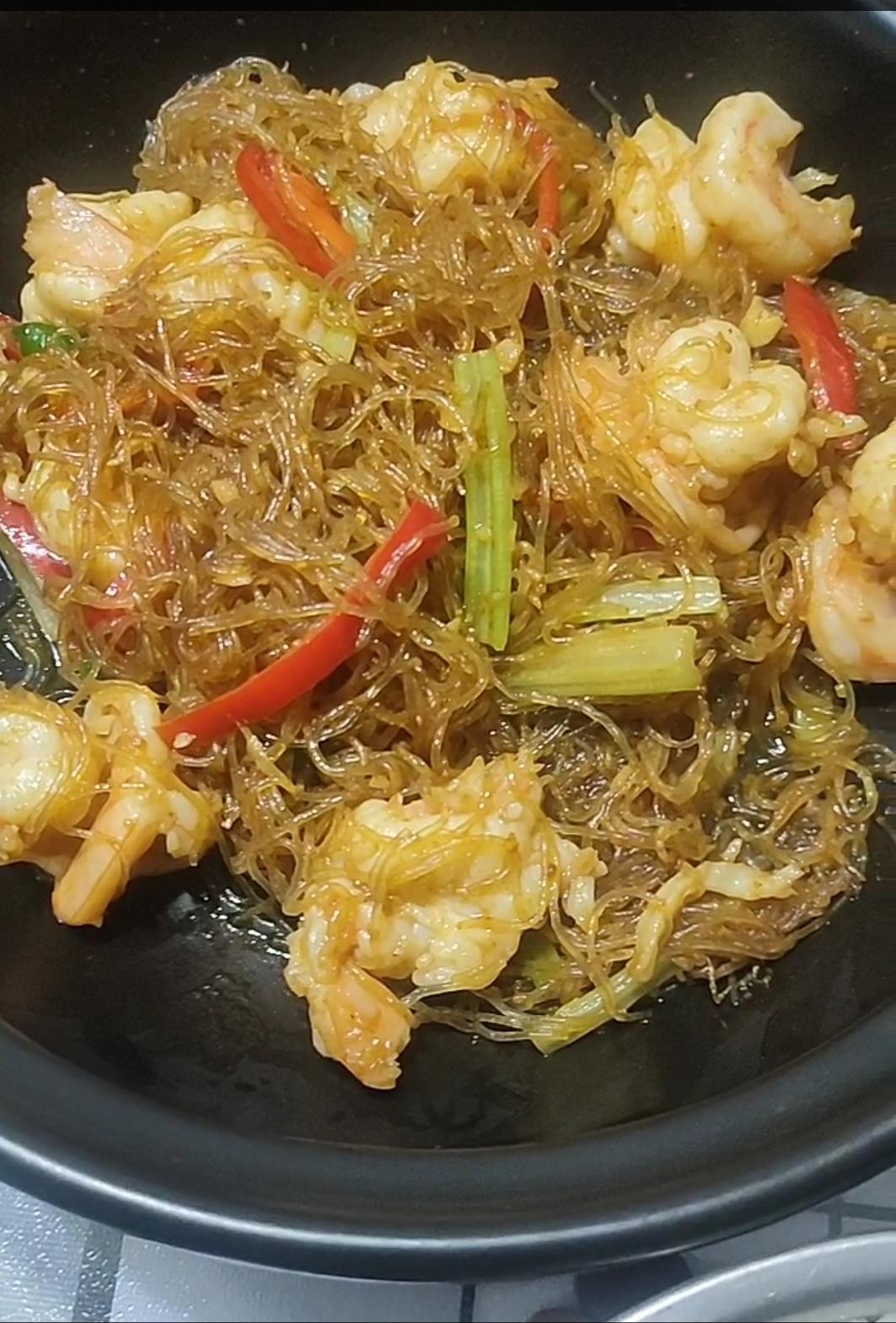 复刻餐厅88一份的海皇粉丝煲，简单又好吃！