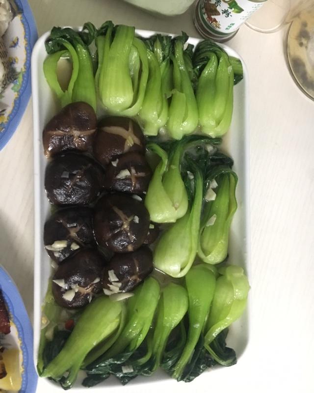 香菇爆炒上海青