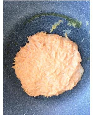 地瓜蛋饼的做法 步骤4