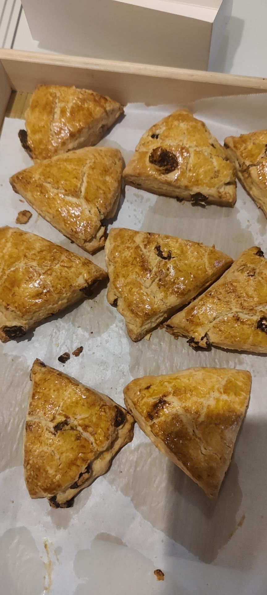 星巴克提子干黄油司康