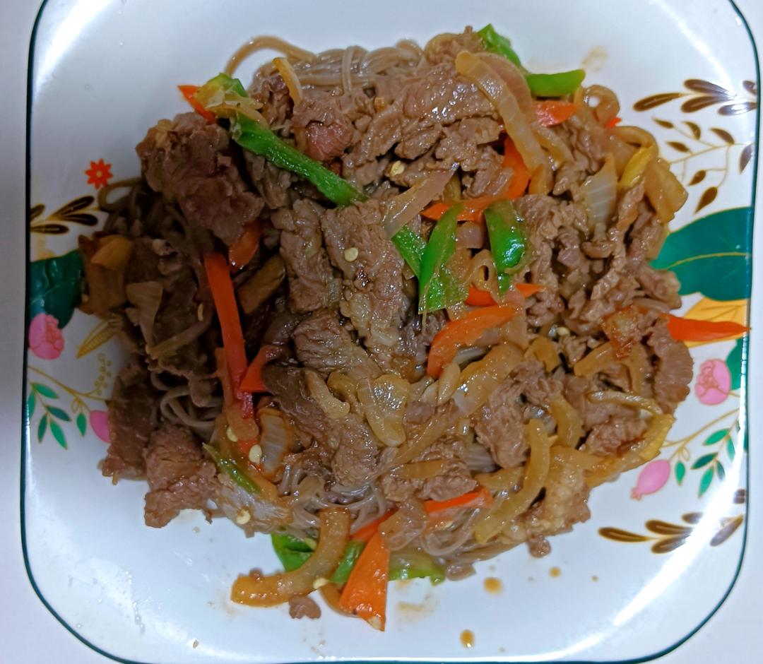 黑椒牛柳荞麦面