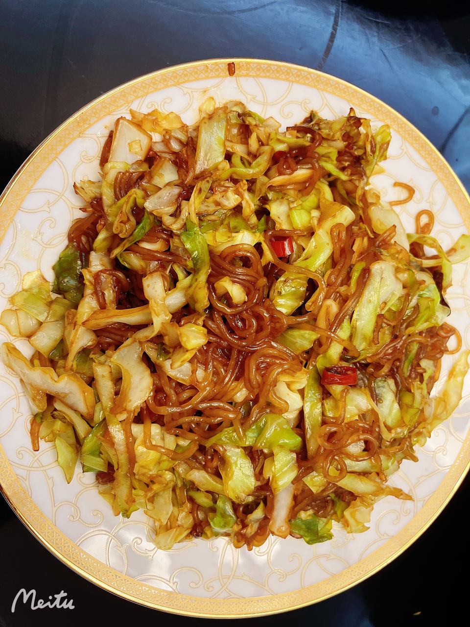 最近爱吃粉丝粉条～包菜炒粉丝
