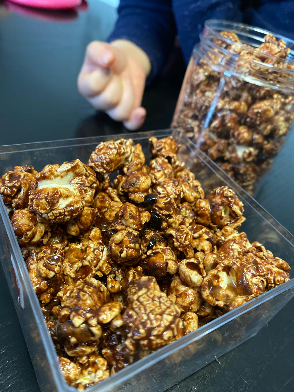 一招搞定小朋友的黄油焦糖爆米花，简单又好吃