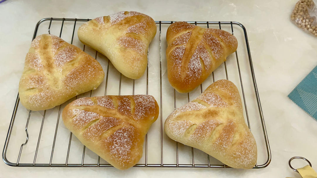 榴莲软欧包（还原奈雪，一次做法）