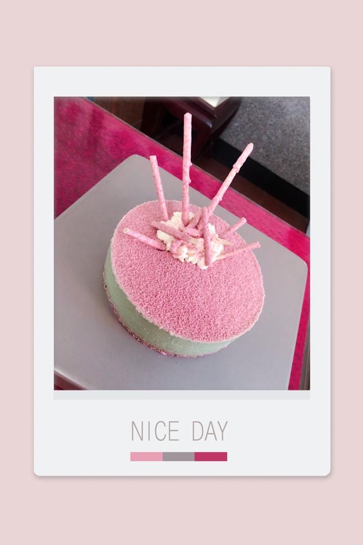 六寸粉色少女慕斯