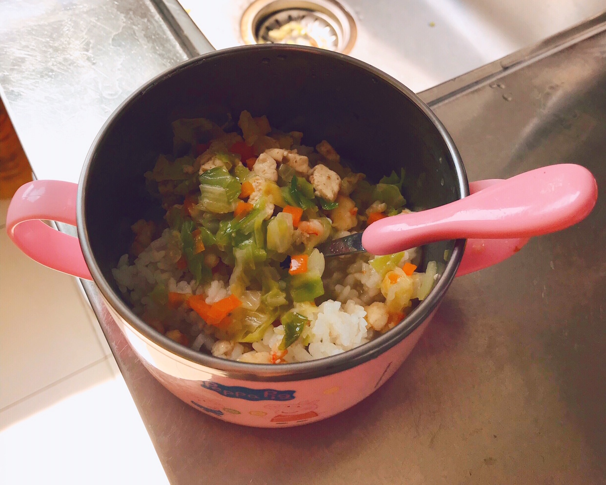 宝宝👶辅食— 胡萝卜🥕虾仁🍤包菜🥬豆腐➕主食米饭🍚🥄的做法