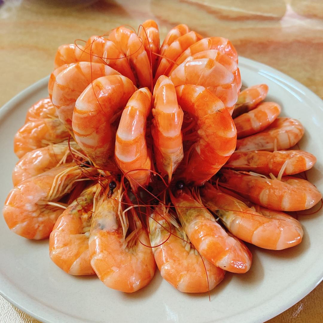 白灼虾的简单做法【分享美丽壮观的摆盘】