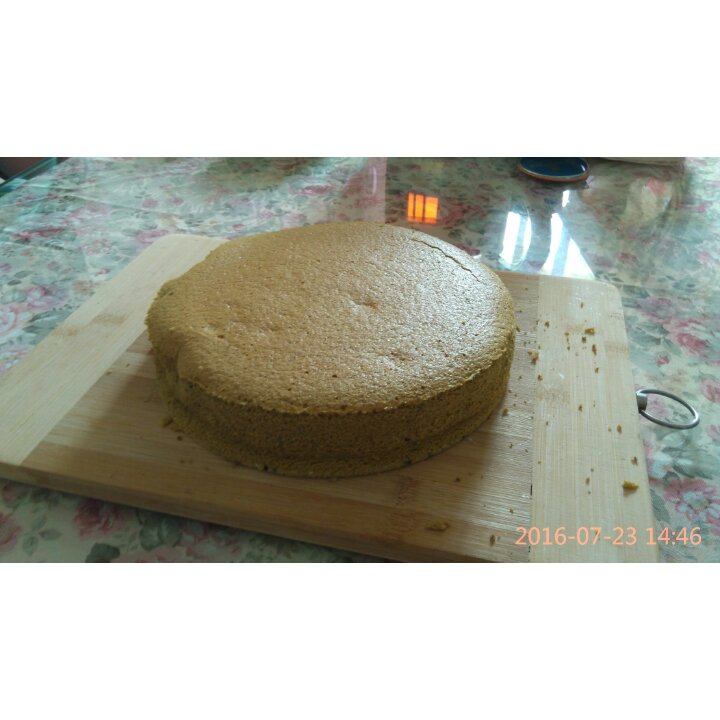 烤箱做蛋糕（抹茶戚风蛋糕的做法）