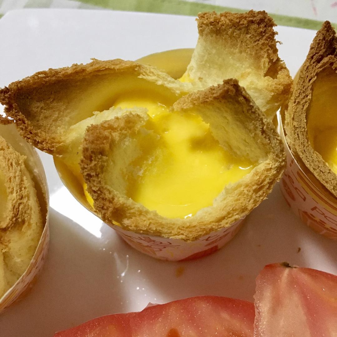 一分钟学会奶香吐司蛋挞。