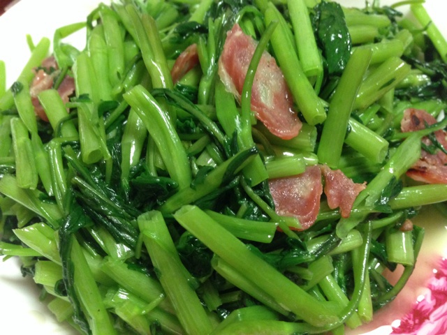 腊味炒芦笋