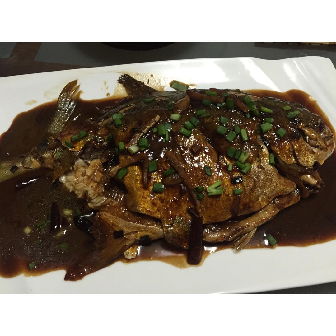 家常红烧鲳鱼