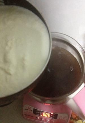 红豆薏仁牛奶粥的做法 步骤6