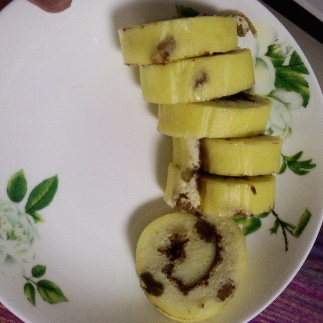 葡萄干蛋糕卷
