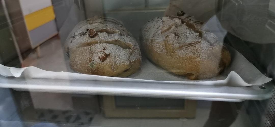 全麦蔓越莓软式欧包（免揉）