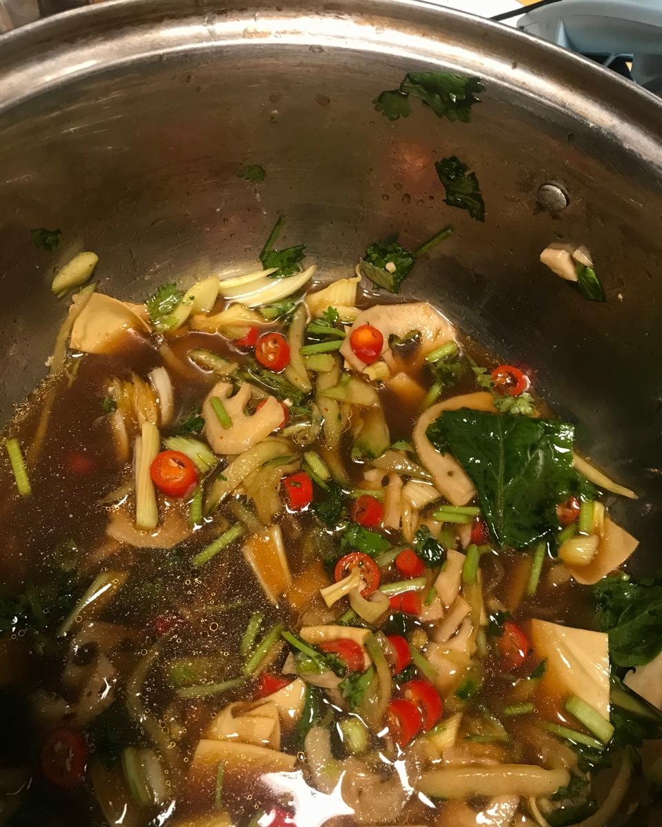 凉拌酸辣魔芋丝，爽口开胃