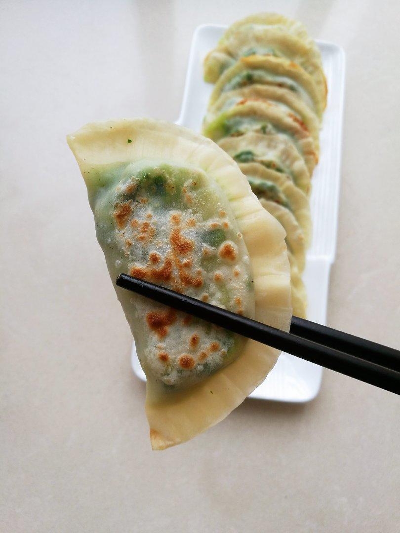 秒杀夜市小吃摊韭菜盒子(饺子皮版)