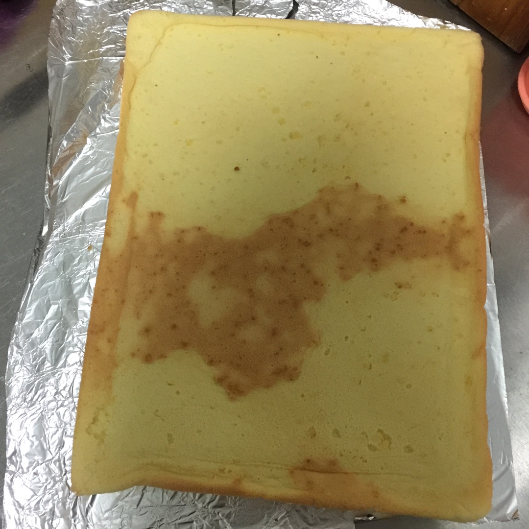 肉松戚风蛋糕卷