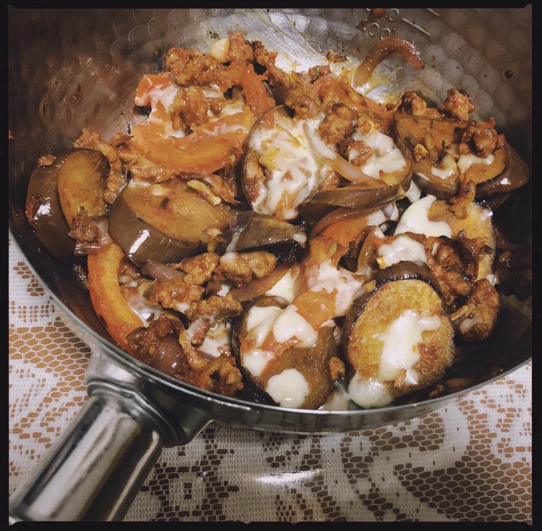 芝士肉酱双茄煲