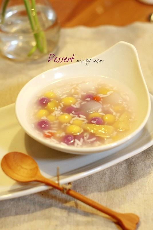 酒酿水果双色小圆子♥的做法