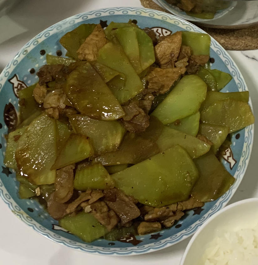 莴苣炒五花肉
