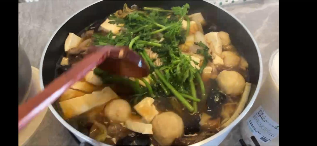 冬天很适合吃的：寿喜烧(没有味淋也能做)