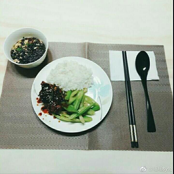 酱烧鸡肉饭🍱