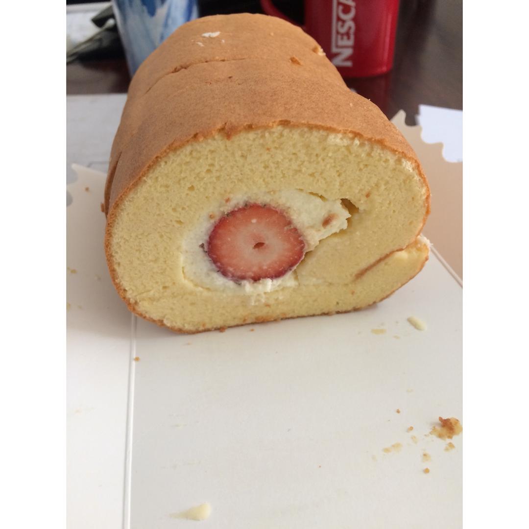 《Tinrry下午茶》教你做基础原味蛋糕卷