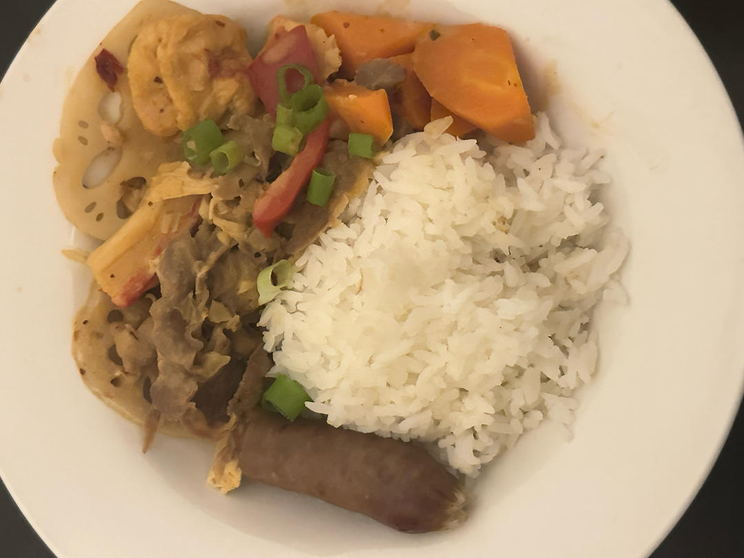 麻辣燙的靈魂：牛奶和芝麻醬