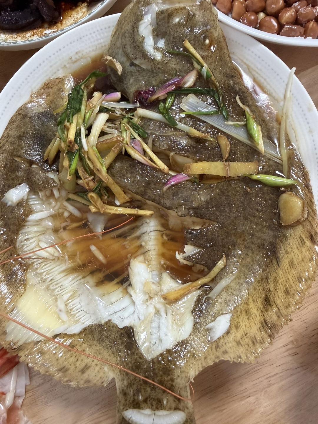 清蒸多宝鱼（黄鱼、鲈鱼、桂鱼……）