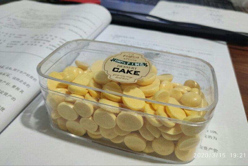 入口即化的无添加蛋黄溶豆