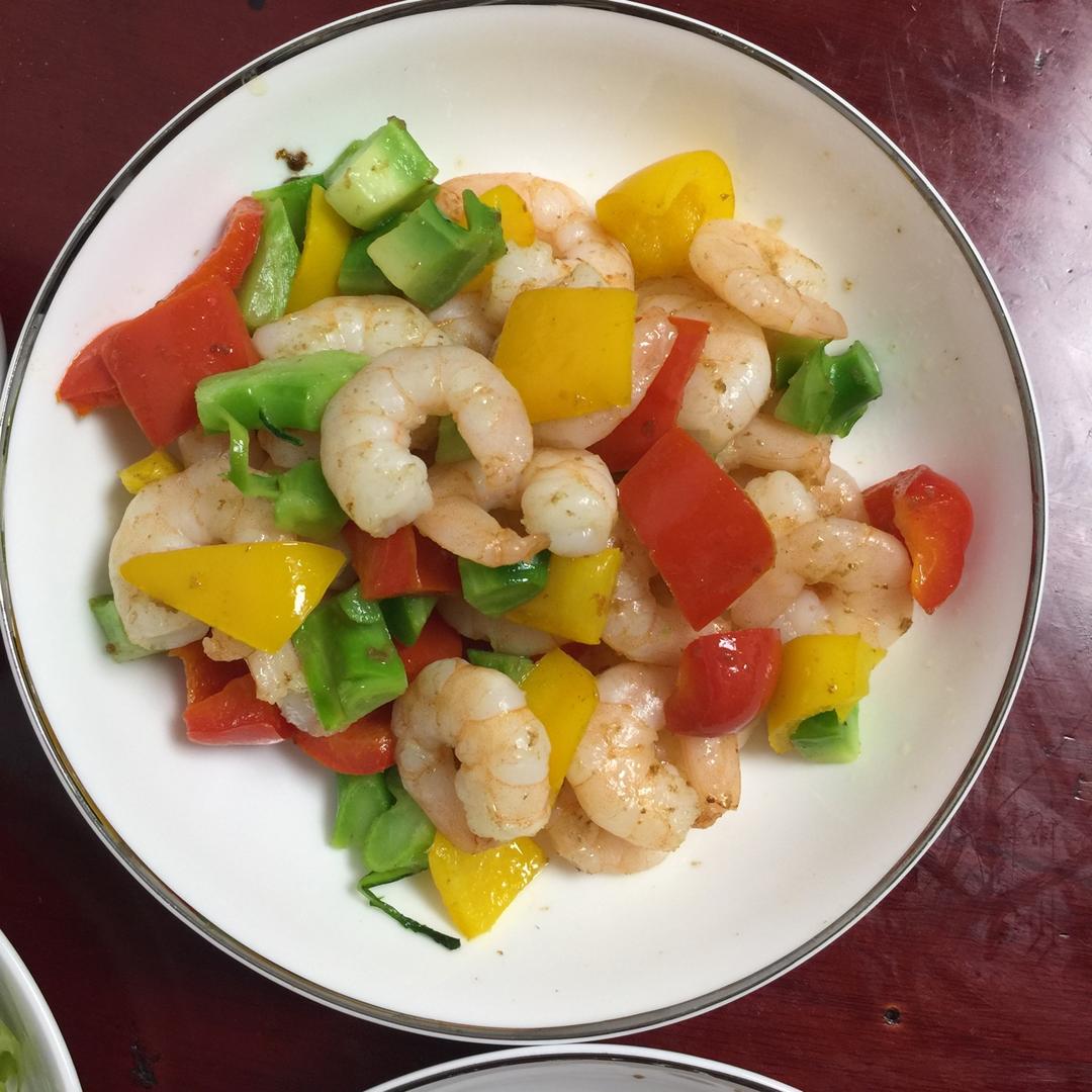 西瓜味的宝宝吖做的彩椒炒虾仁