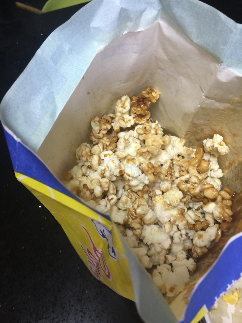 twoeyesfish做的微波炉版爆米花