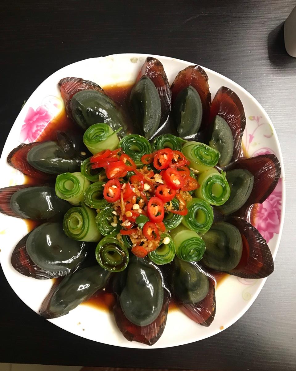 皮蛋拌黄瓜