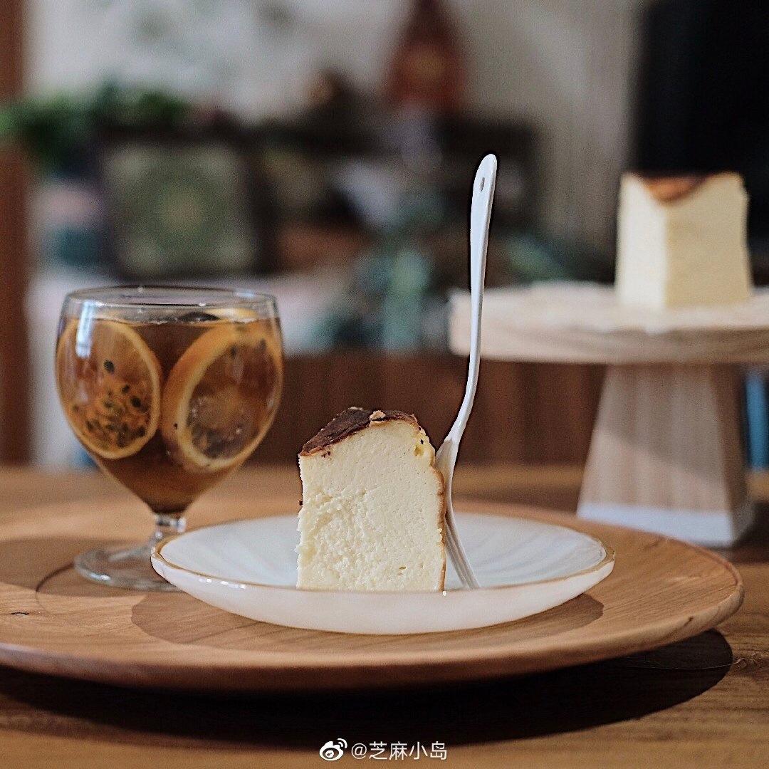 “烧伤”的奶酪蛋糕Burnt cheese cake