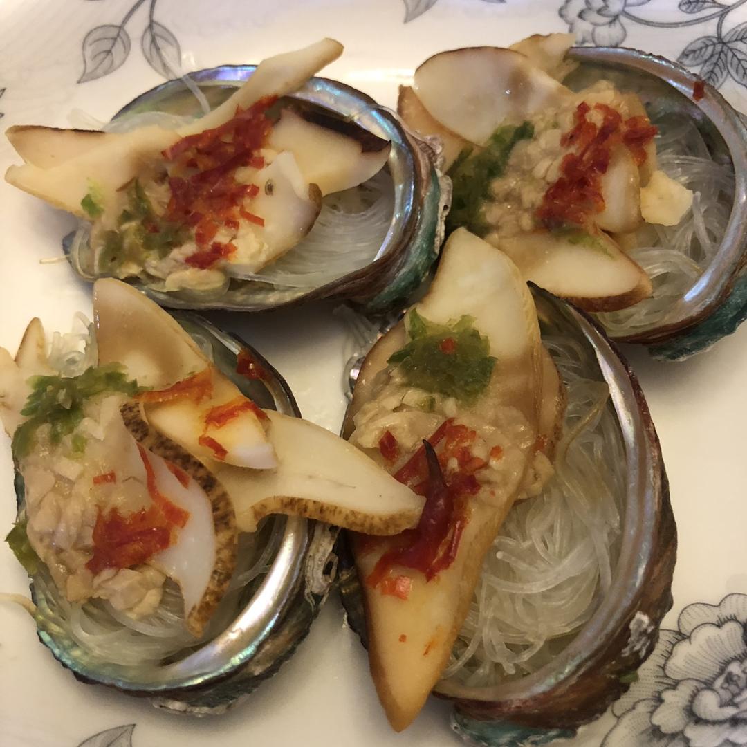 蒜蓉蒸鲜鲍