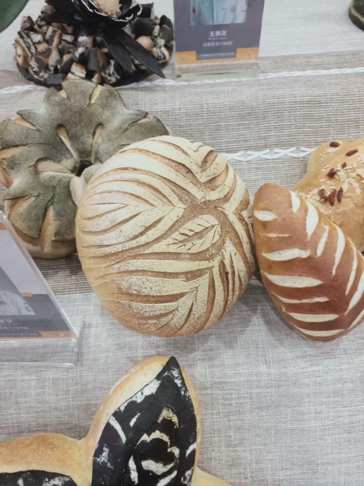 抹茶小碧做的欧包割包之落叶刀法