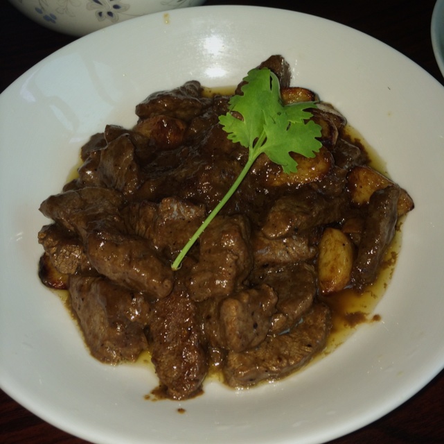 黑蒜子牛肉粒