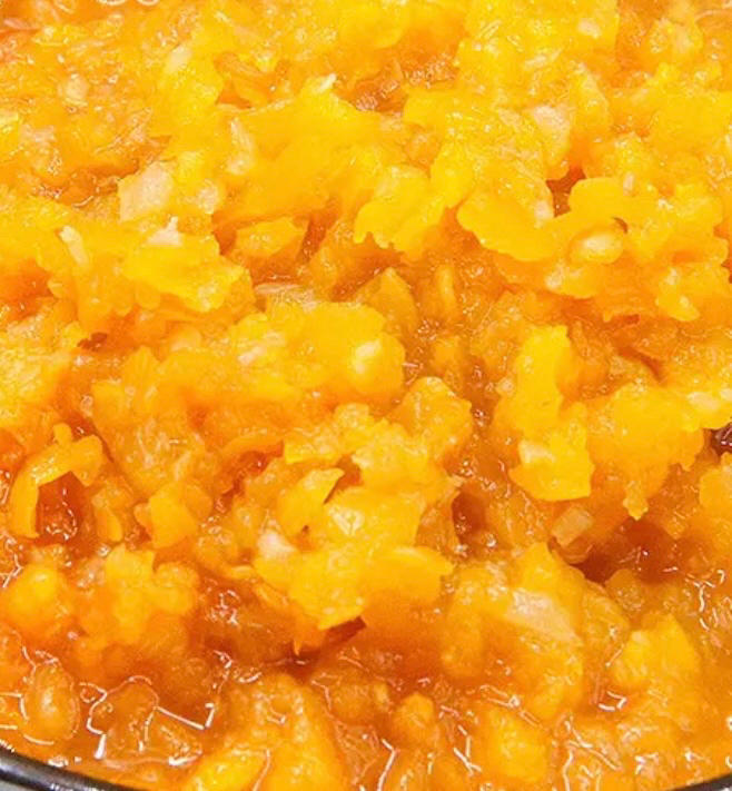 水煮或泡椒汤底