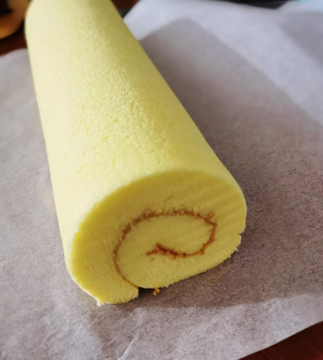 不掉皮不开裂-原味蛋糕卷