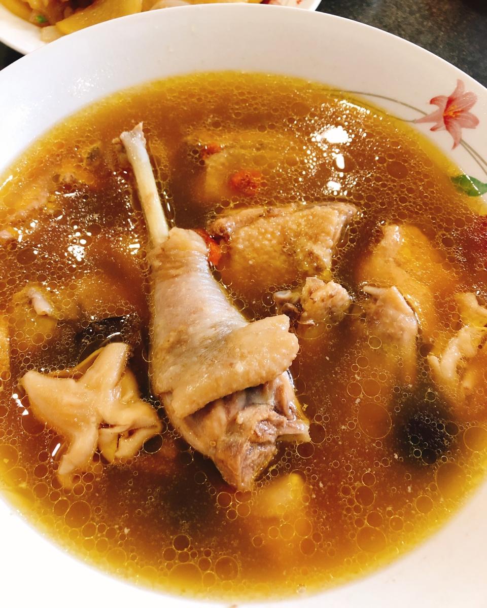 党参黄芪炖鸡汤