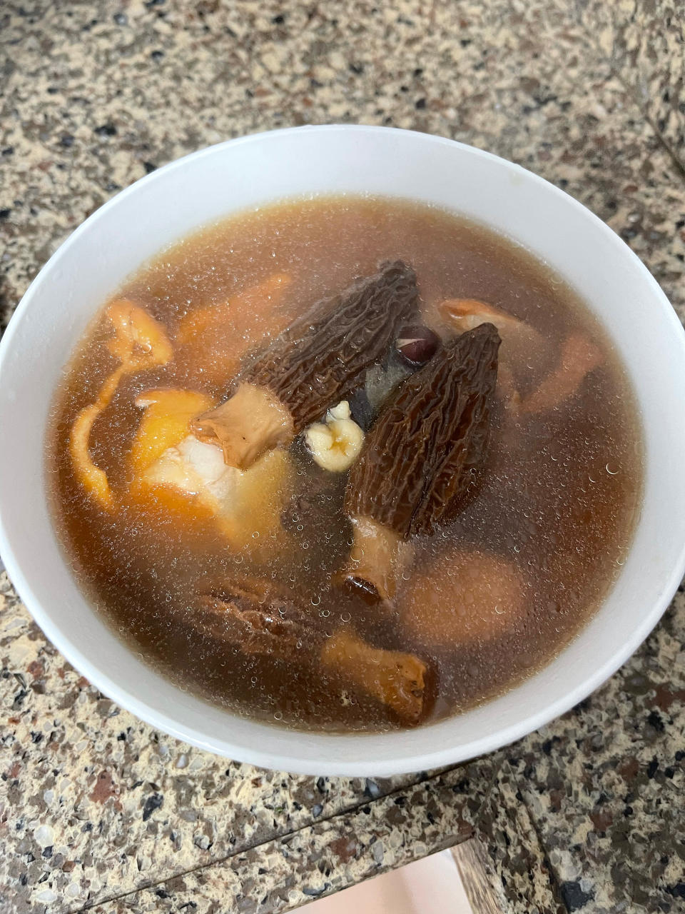 （羊肚菌汤）增强抵抗能力，老少皆宜