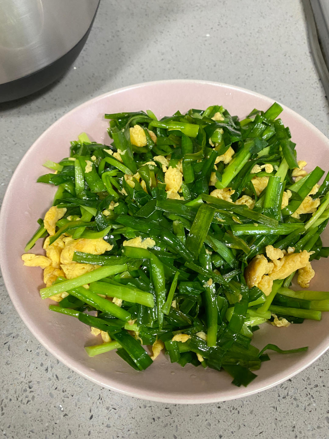 韭菜炒鸡蛋——三分钟快手下饭菜 掌握火候的秘诀