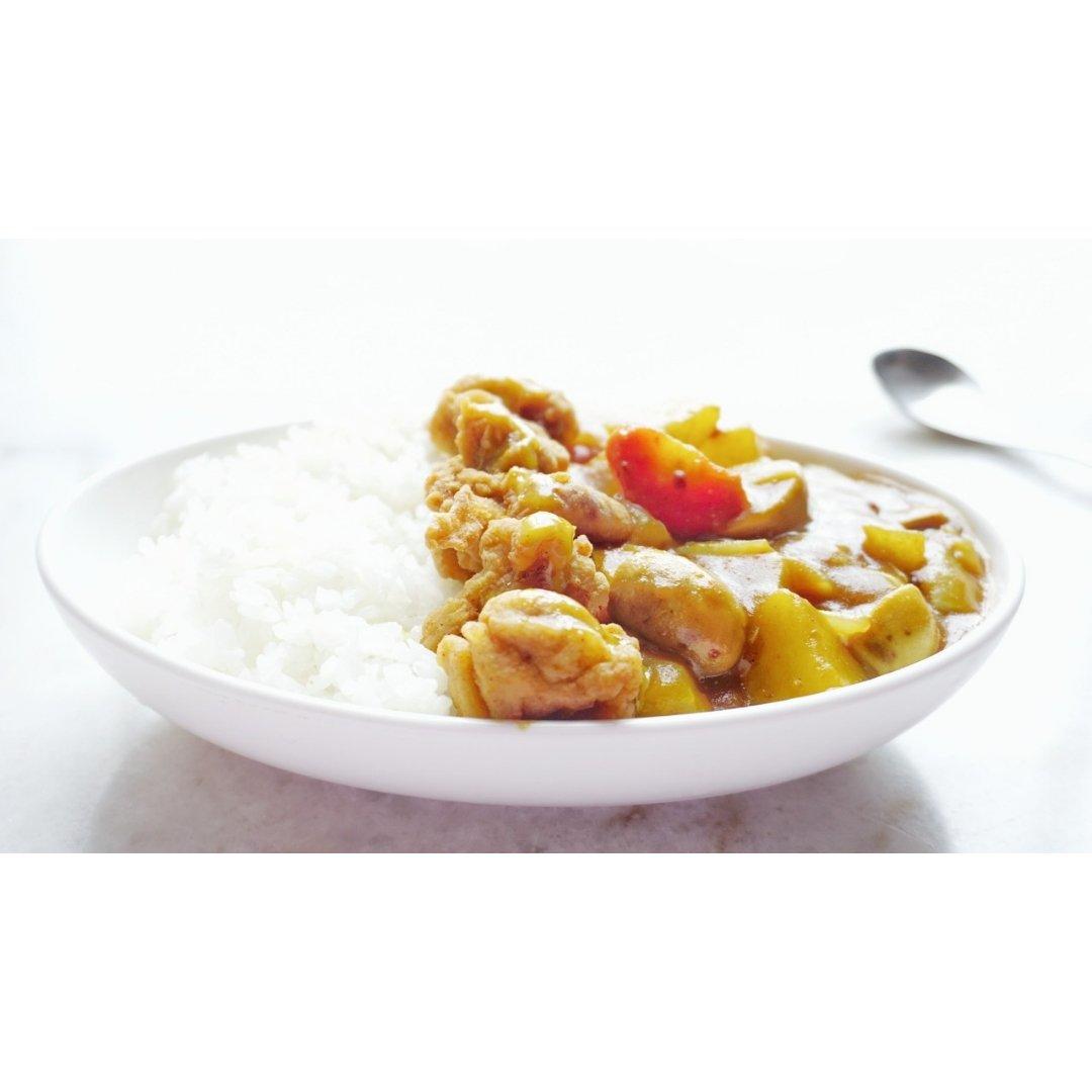 炸鸡排咖喱饭