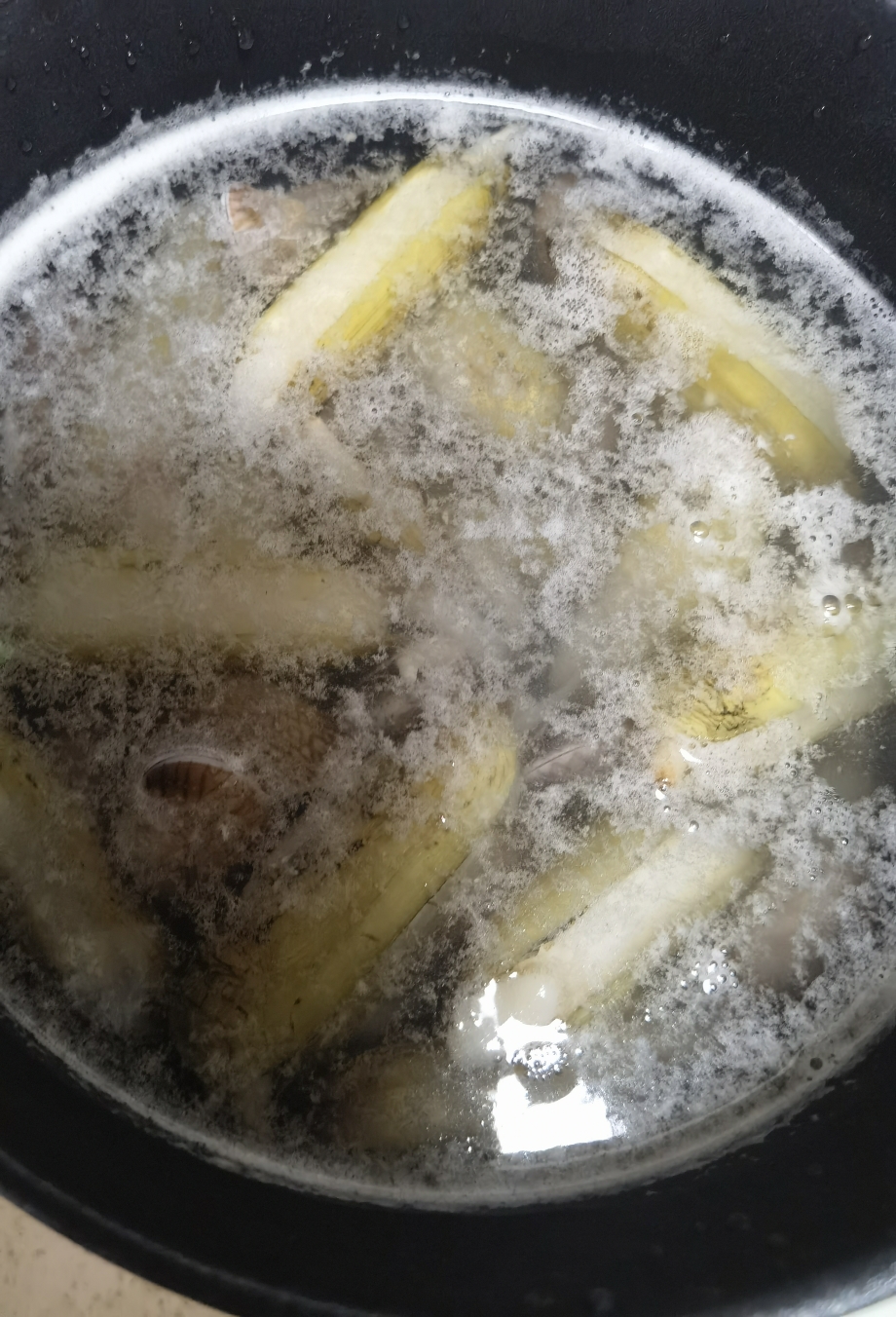 凉拌海鲜 蛏子 花甲的做法 步骤2