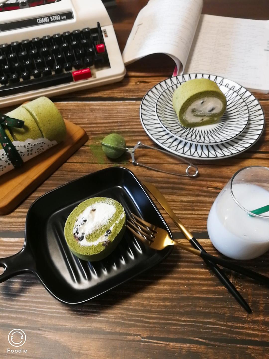 抹茶戚风蛋糕卷